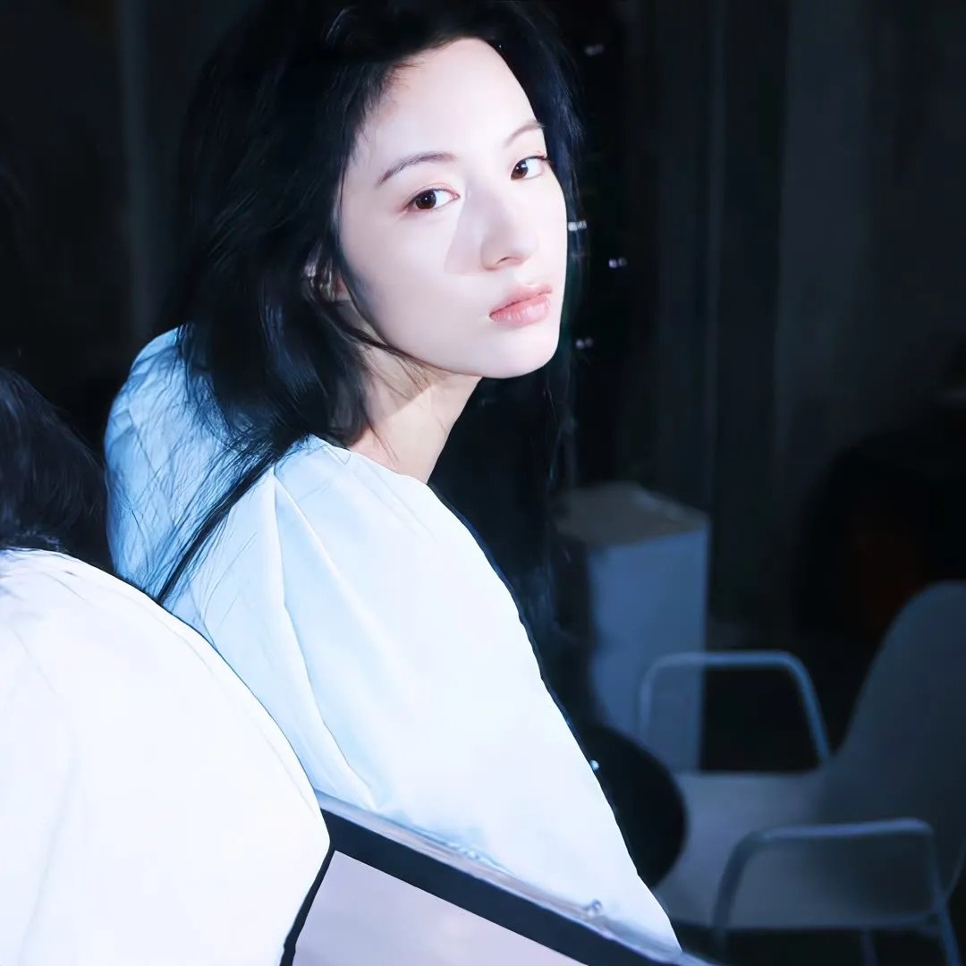 谎话连篇